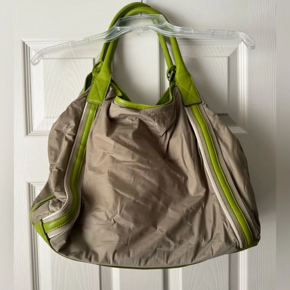Stylish Neutral & Lime Green Contrast Women’s Shoulder Bag